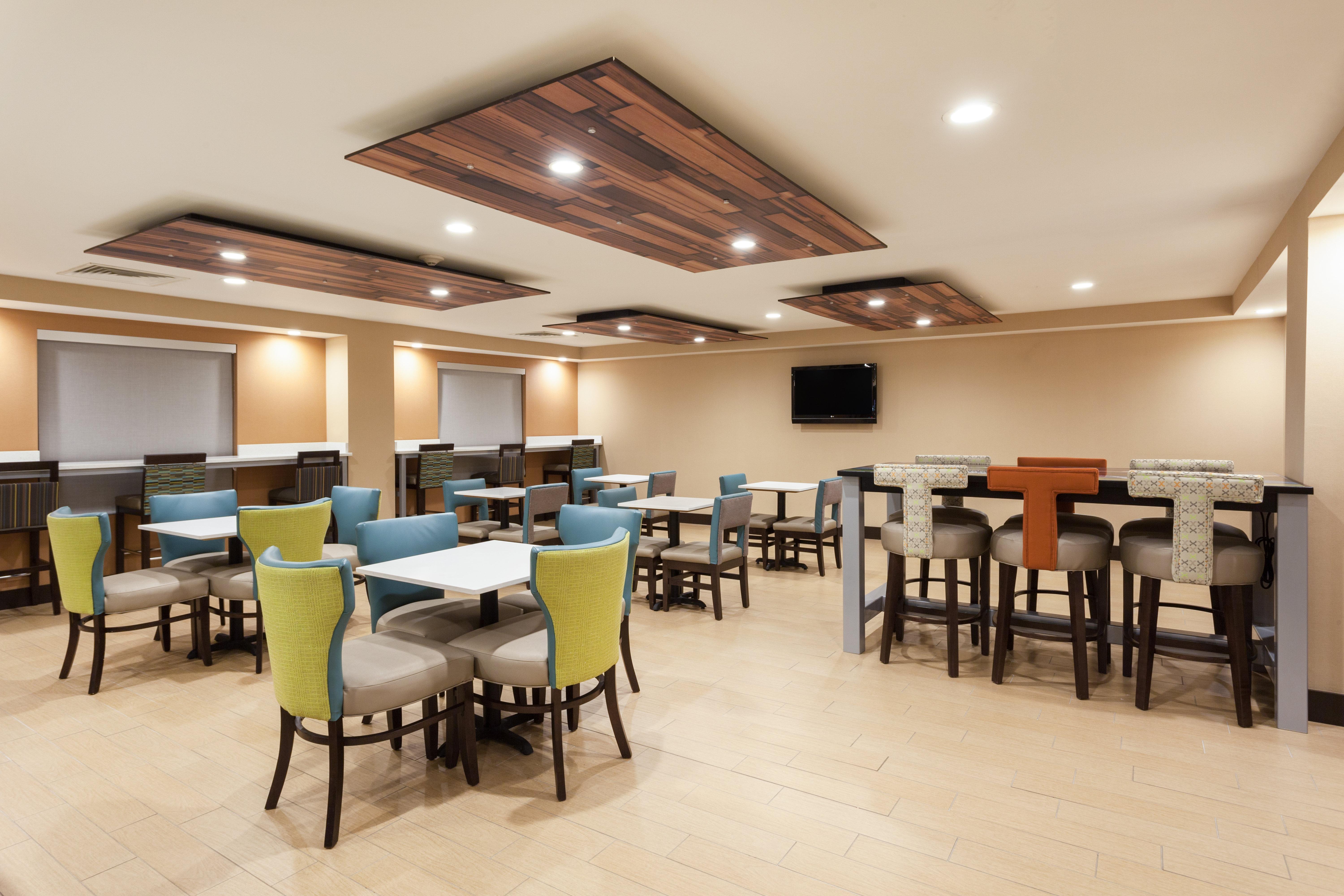 Holiday Inn Express Hotel & Suites Mebane By Ihg Dış mekan fotoğraf