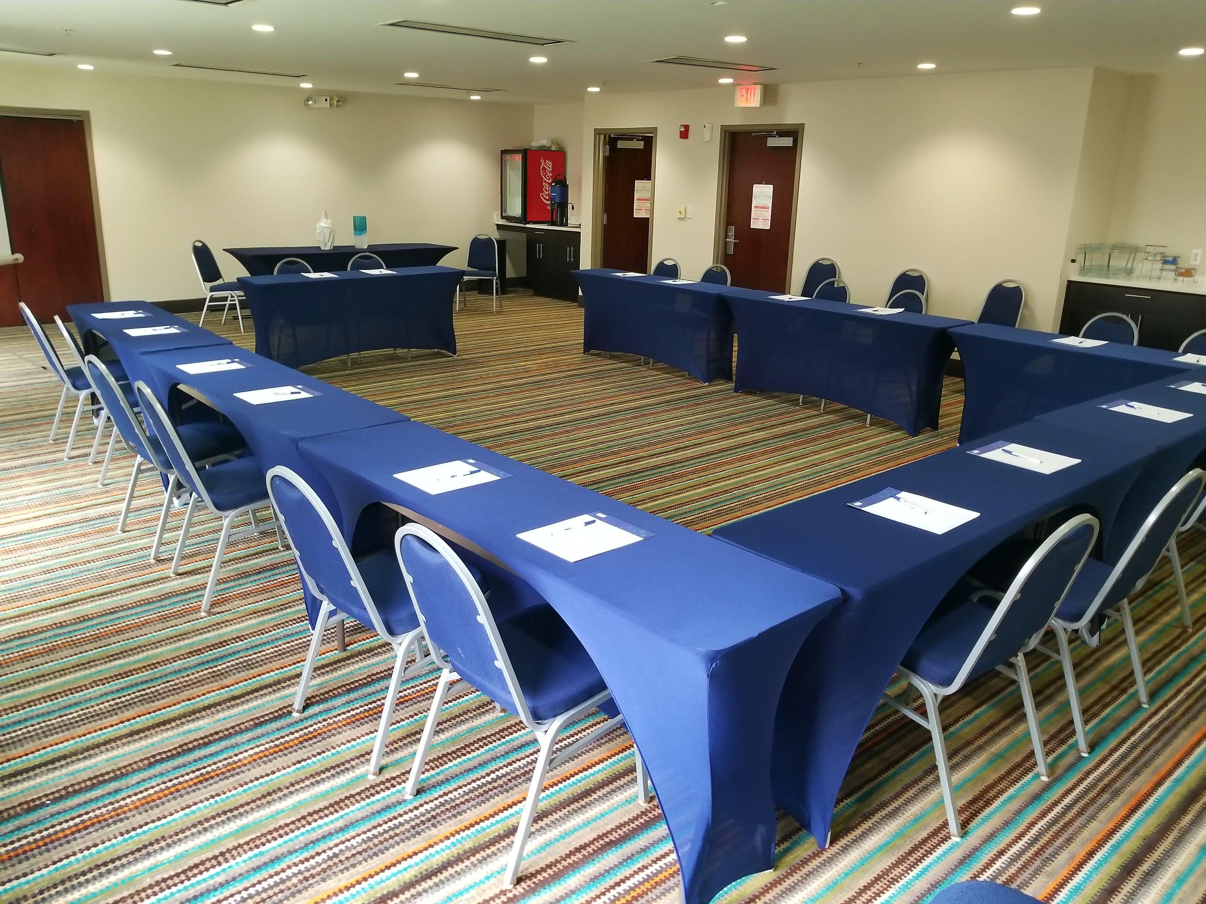Holiday Inn Express Hotel & Suites Mebane By Ihg Dış mekan fotoğraf
