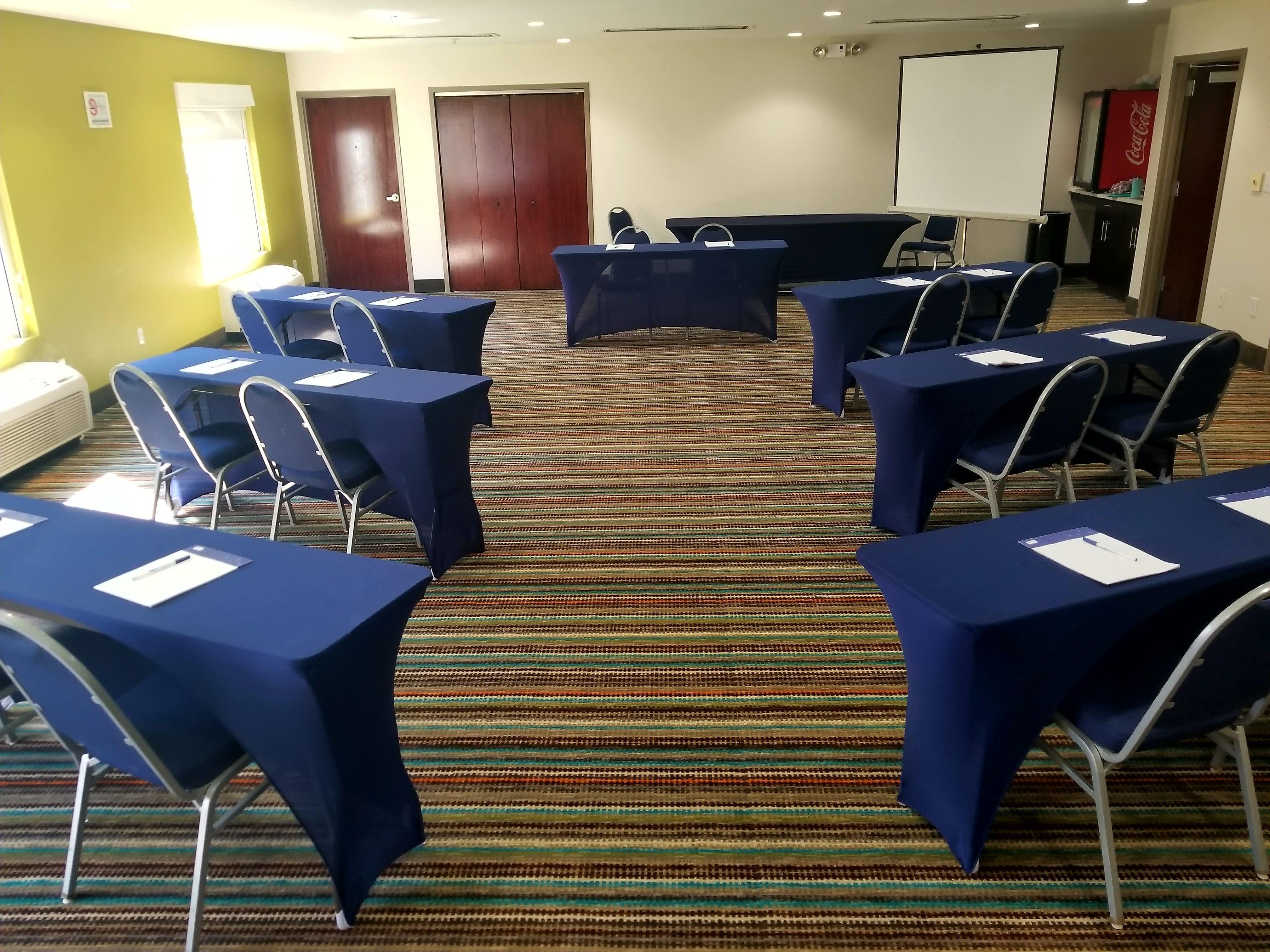 Holiday Inn Express Hotel & Suites Mebane By Ihg Dış mekan fotoğraf