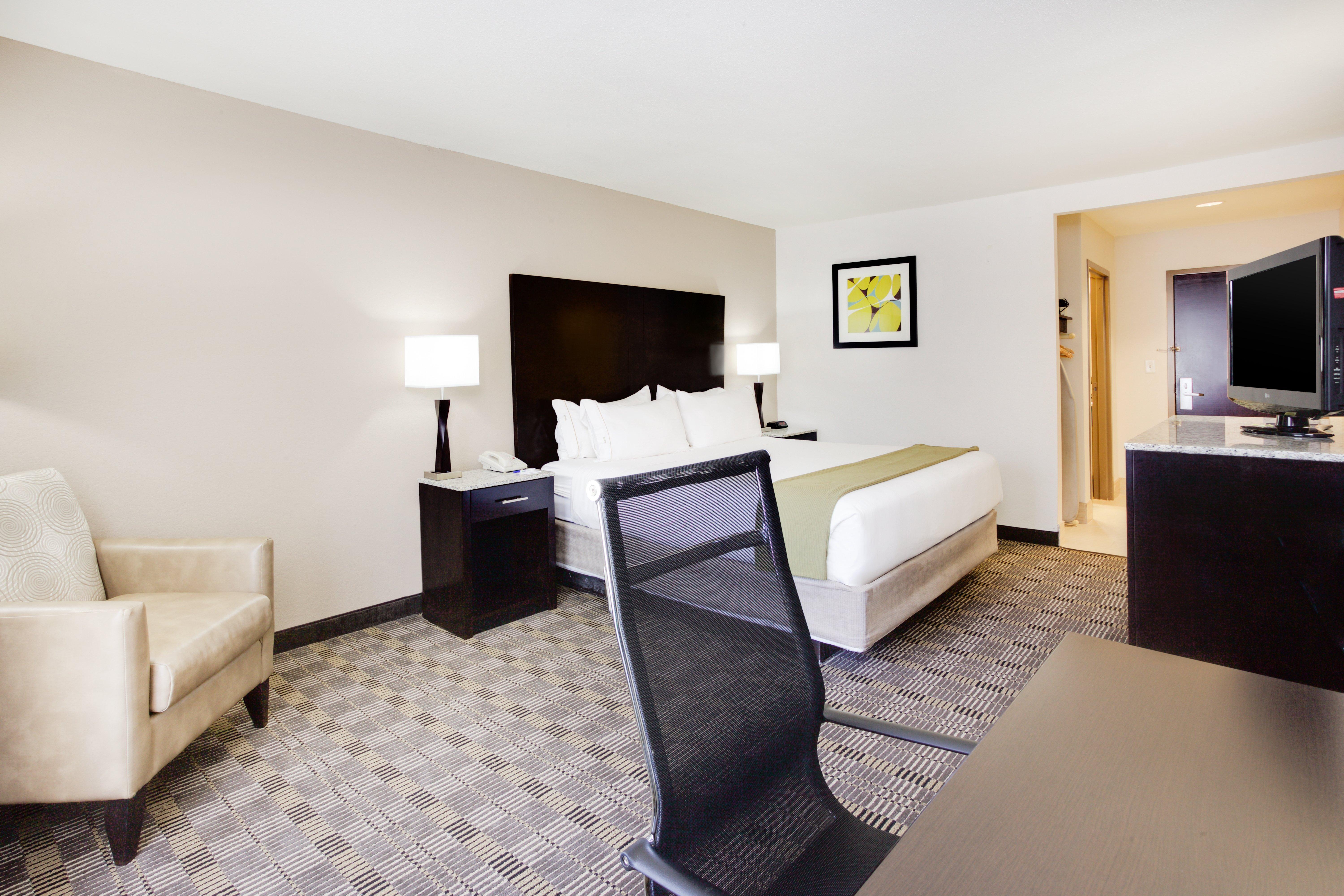 Holiday Inn Express Hotel & Suites Mebane By Ihg Dış mekan fotoğraf
