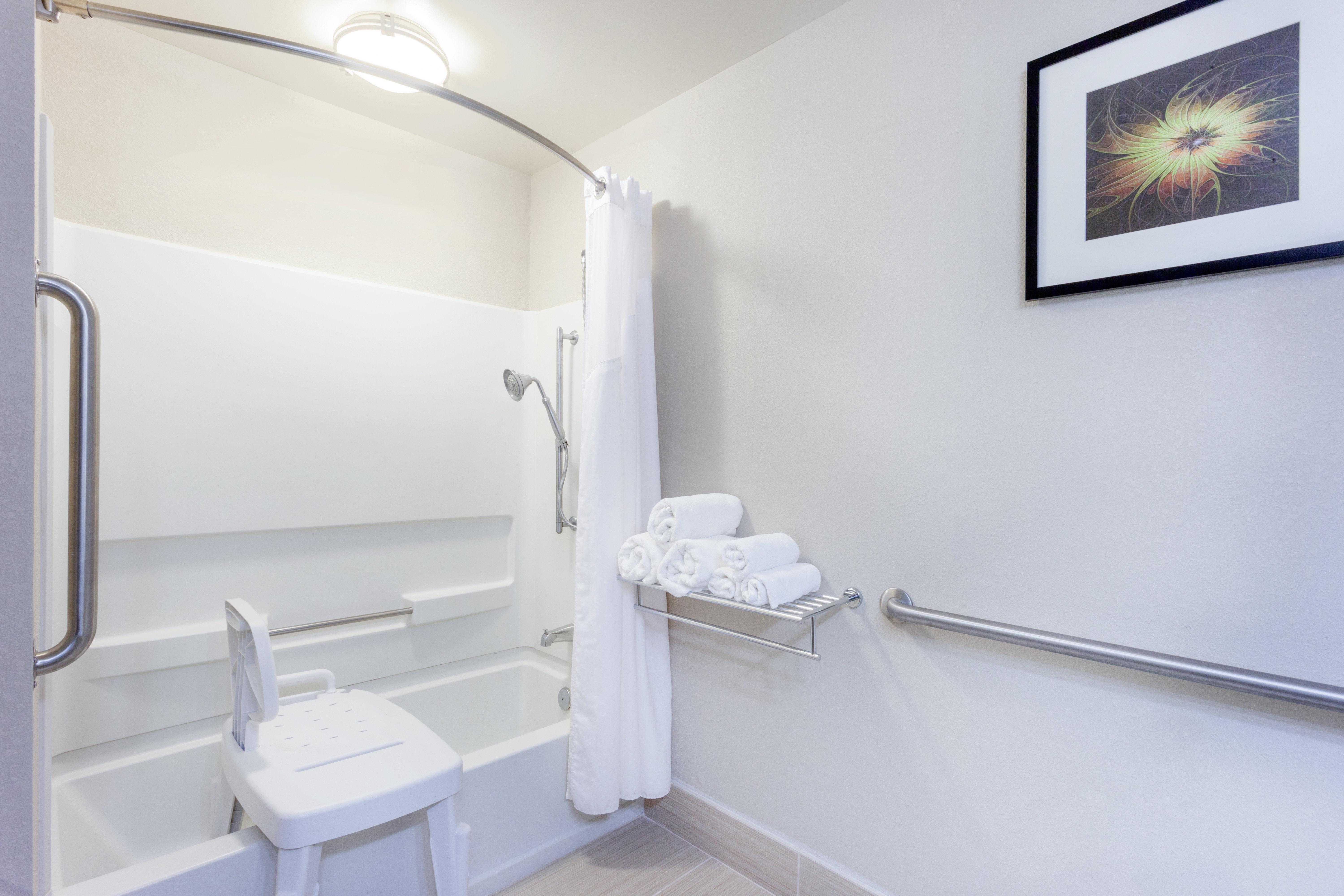 Holiday Inn Express Hotel & Suites Mebane By Ihg Dış mekan fotoğraf