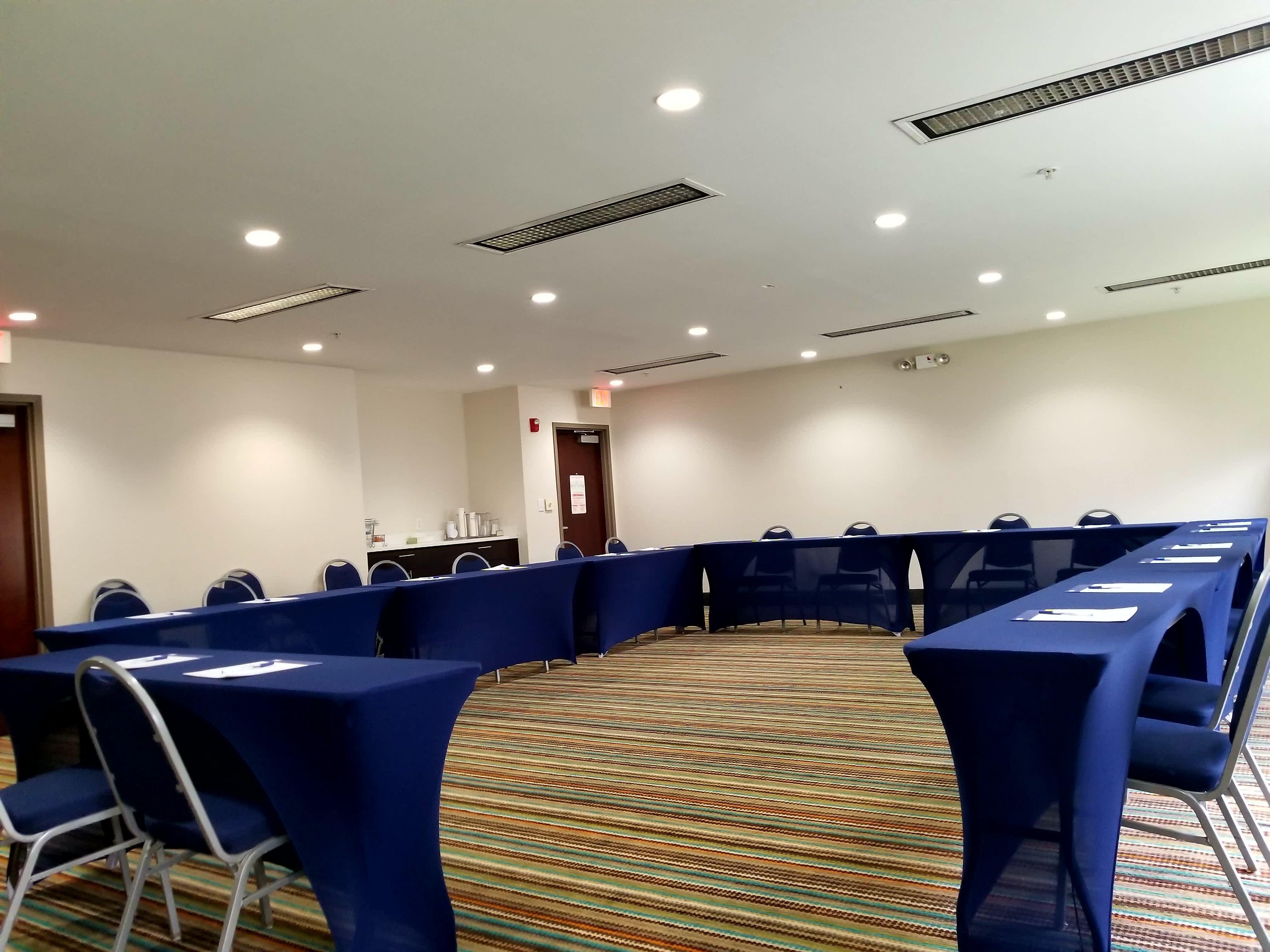 Holiday Inn Express Hotel & Suites Mebane By Ihg Dış mekan fotoğraf